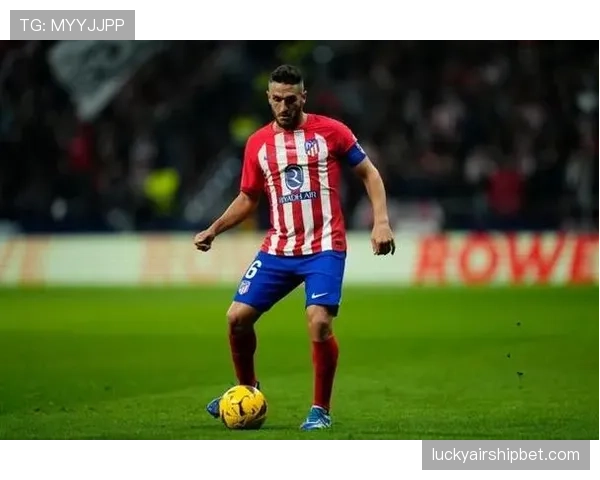 科克国王杯决赛失利后草坪落泪，苏亚雷斯暖心安慰